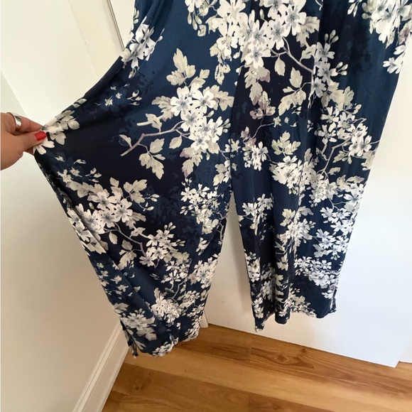Floral Sleeveless Jumpsuit - Navy and White - Picture 2 of 3